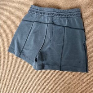 Lululemon Women's Gray Shorts